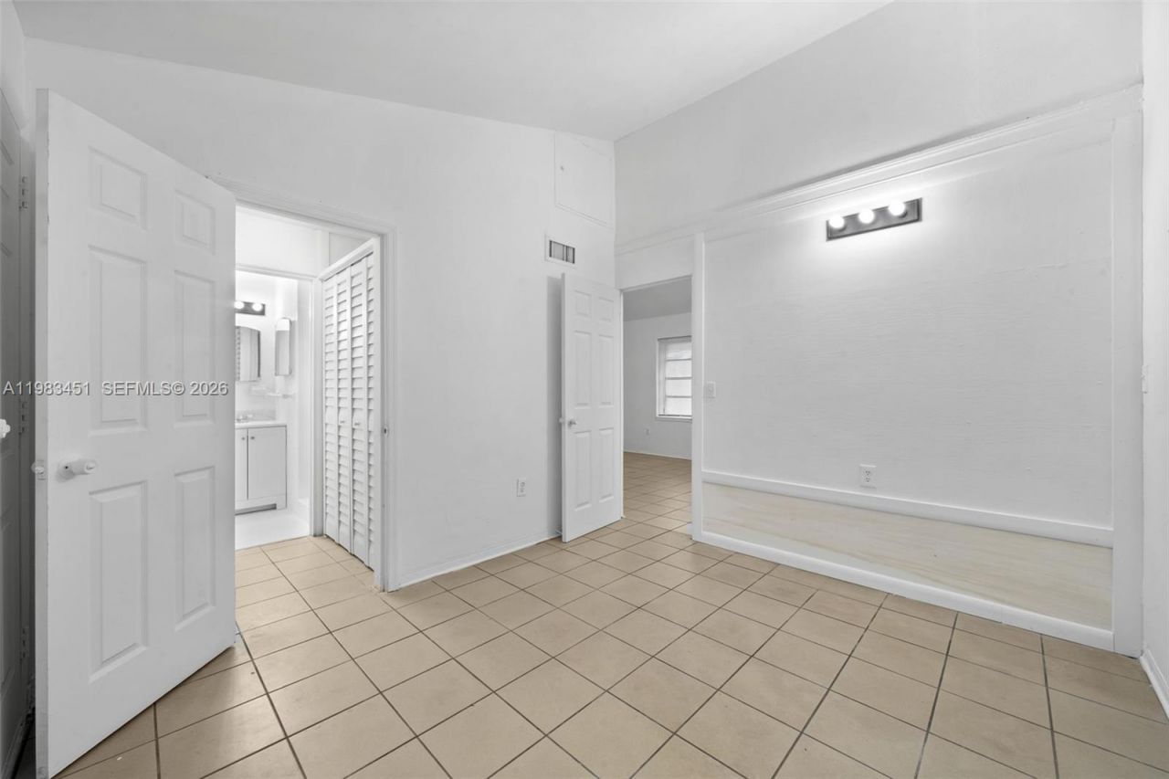 840 SW 7th St , Unit 850, Miami, FL 33130 Photo