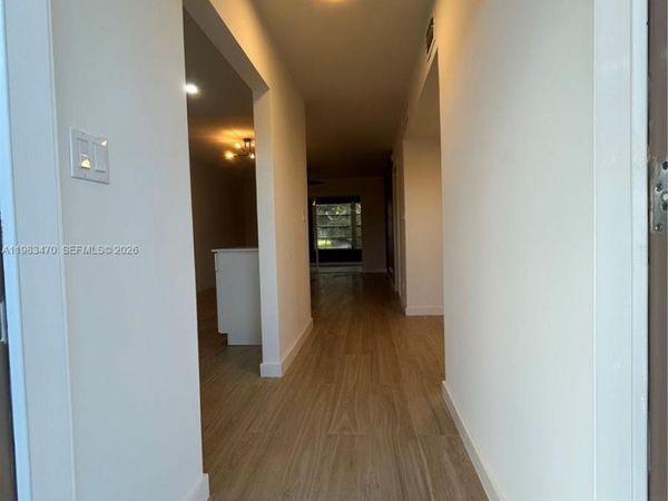 609 S State Road 7 , Unit 1E, Margate, FL 33068