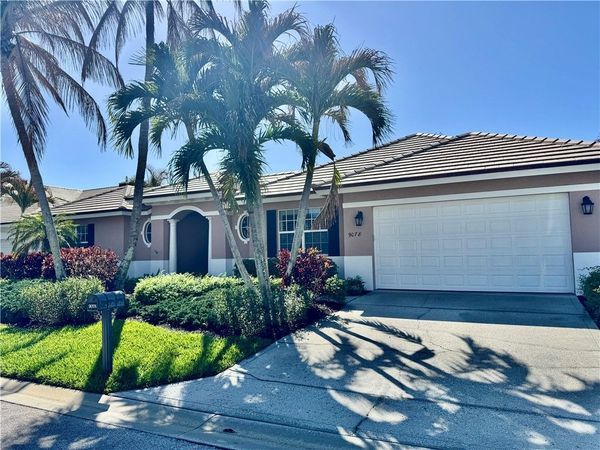 9078 Castle Harbour Circle, Vero Beach, FL 32963