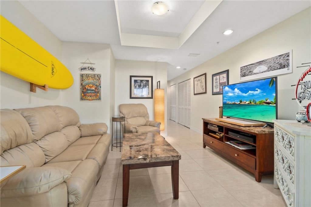 140 Warsteiner Way, Unit 602, Melbourne Beach, FL 32951 Photo