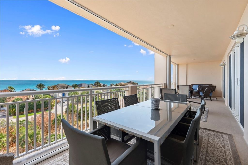 140 Warsteiner Way, Unit 602, Melbourne Beach, FL 32951 Photo