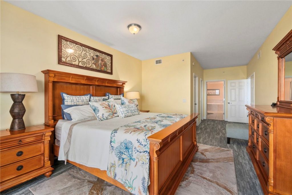 140 Warsteiner Way, Unit 602, Melbourne Beach, FL 32951 Photo