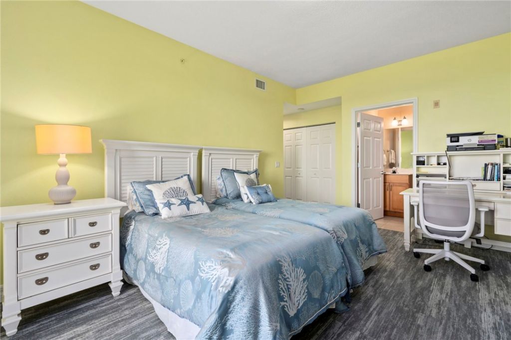 140 Warsteiner Way, Unit 602, Melbourne Beach, FL 32951 Photo