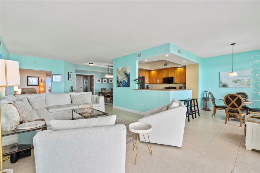 140 Warsteiner Way, Unit 602, Melbourne Beach, FL 32951 Photo