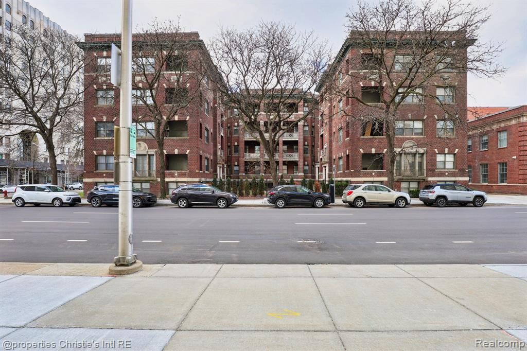 7409 2nd Avenue, Detroit, MI 48202 Main Photo