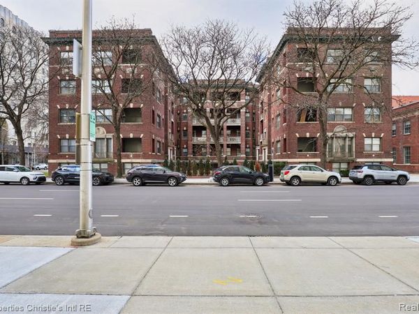 7409 2nd Avenue, Detroit, MI 48202