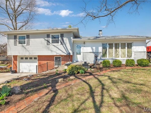 457 W Rosewood, East Alton, IL 62024