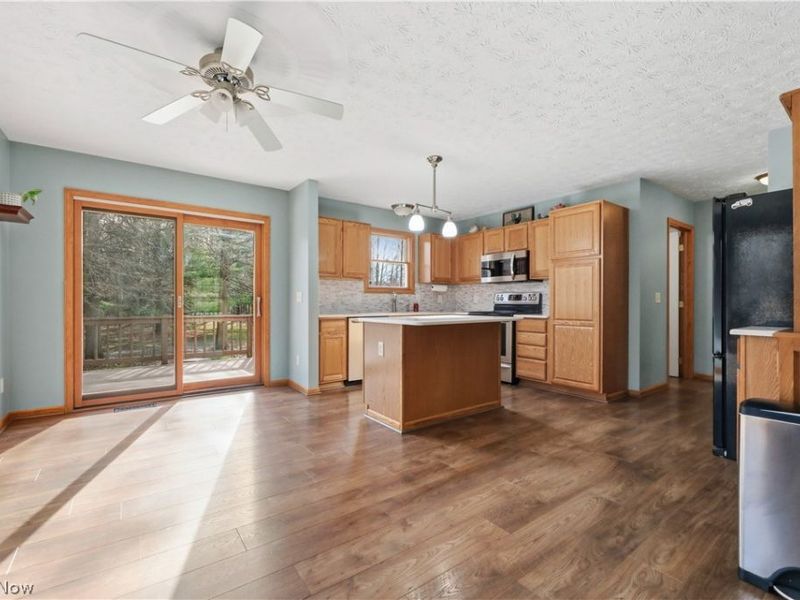 14565 Price Street NE, Alliance, OH 44601 Photo 2