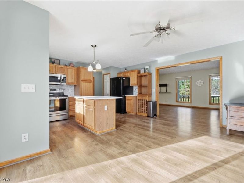 14565 Price Street NE, Alliance, OH 44601 Photo 3