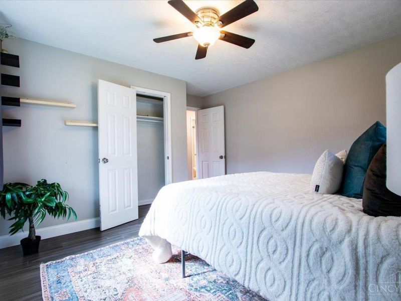 1904 Hunt Road, Reading, OH 45215 Photo 15