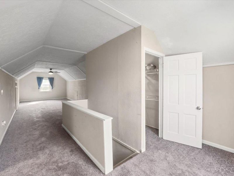 1904 Hunt Road, Reading, OH 45215 Photo 21