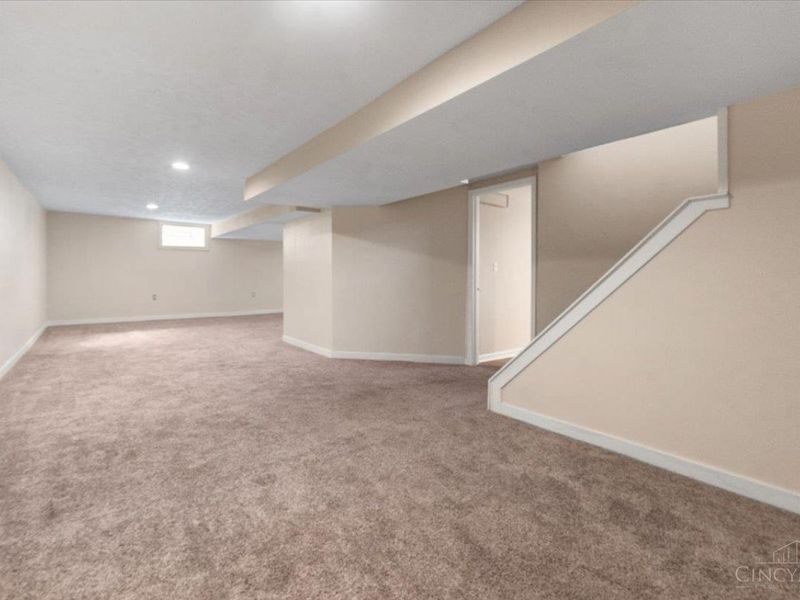 1904 Hunt Road, Reading, OH 45215 Photo 23