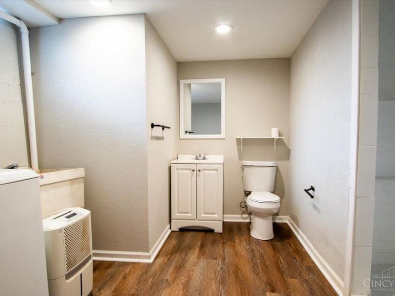 1904 Hunt Road, Reading, OH 45215 Photo 28