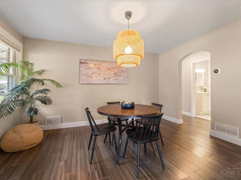 1904 Hunt Road, Reading, OH 45215 Photo 7