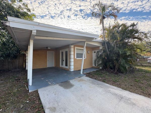 6804 S WALL STREET , TAMPA, FL 33616