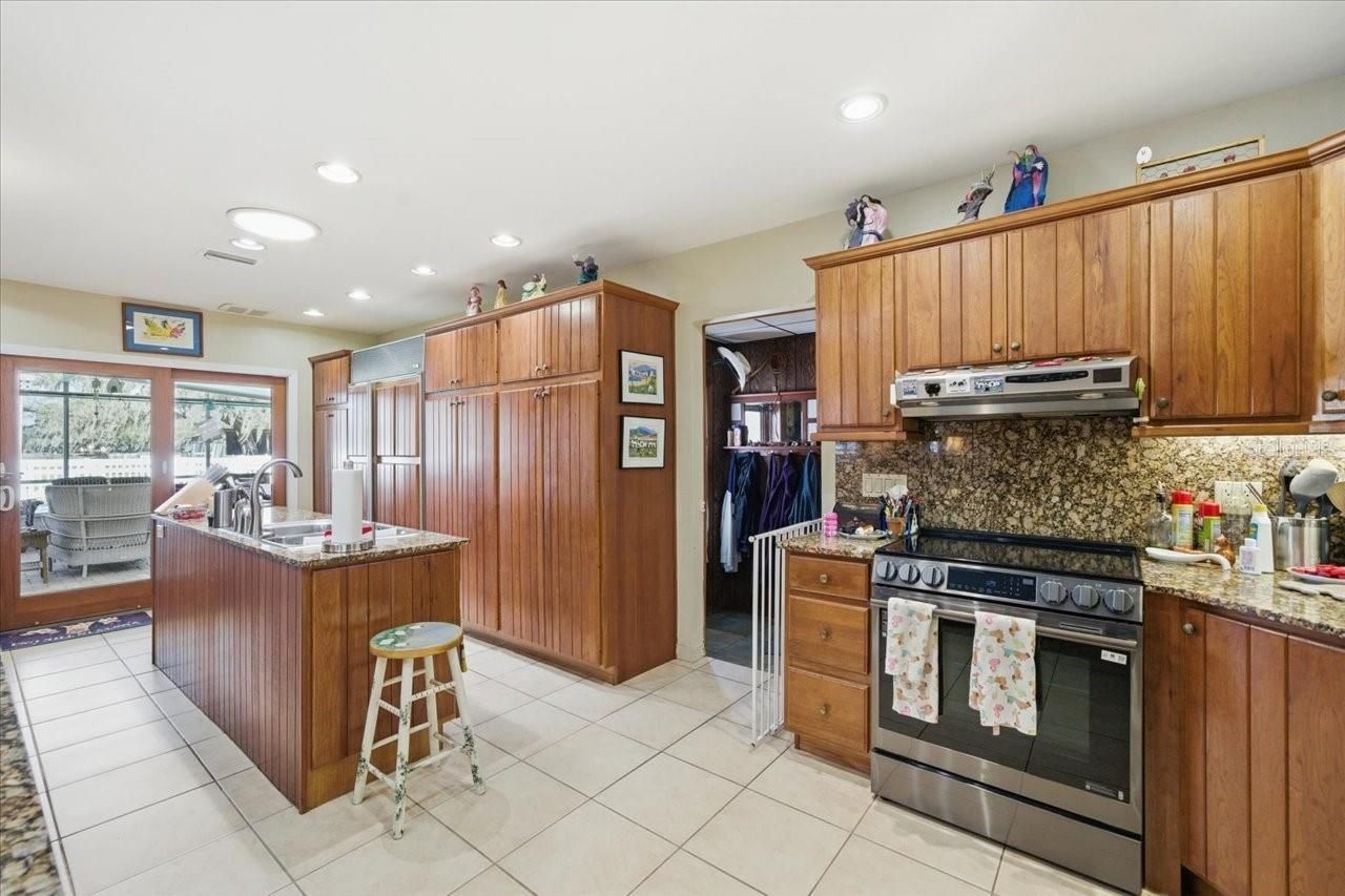 9449 Roberts Road, Odessa, FL 33556 Photo