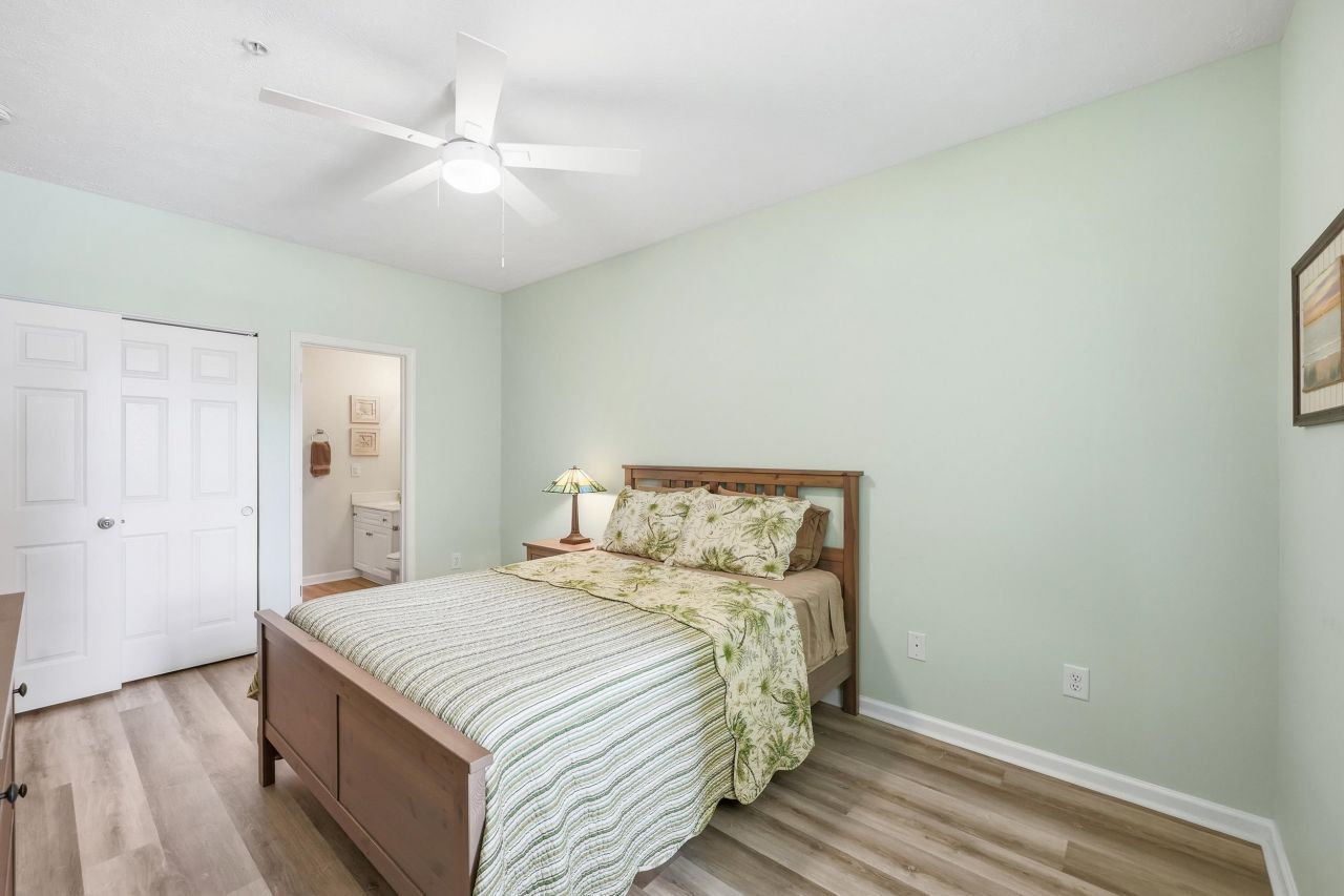 601 Hillside Dr. N Photo 16