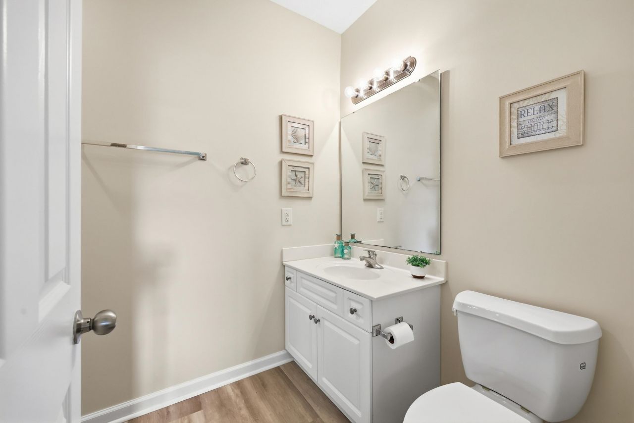 601 Hillside Dr. N Photo 18