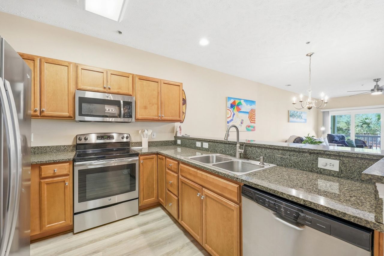 601 Hillside Dr. N Photo 6