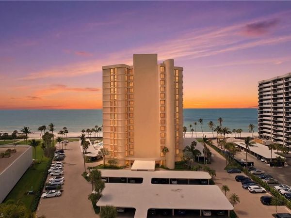 4001 Gulf Shore BLVD N, Unit 8, NAPLES, FL 34103