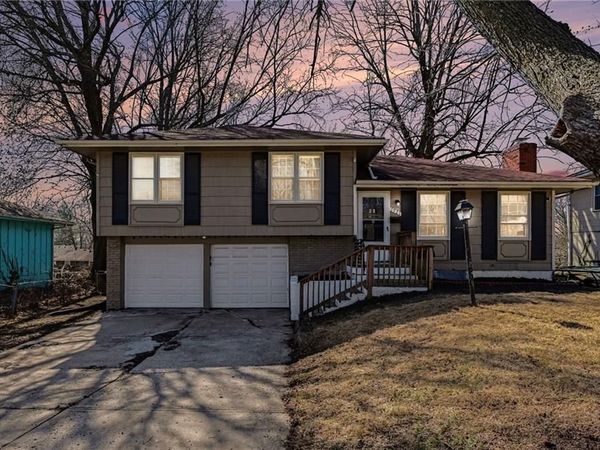 7921 E 118th Terrace, Kansas City, MO 64134