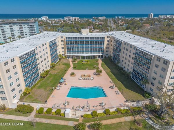 1224 S Peninsula Drive, Unit 222, Daytona Beach, FL 32118