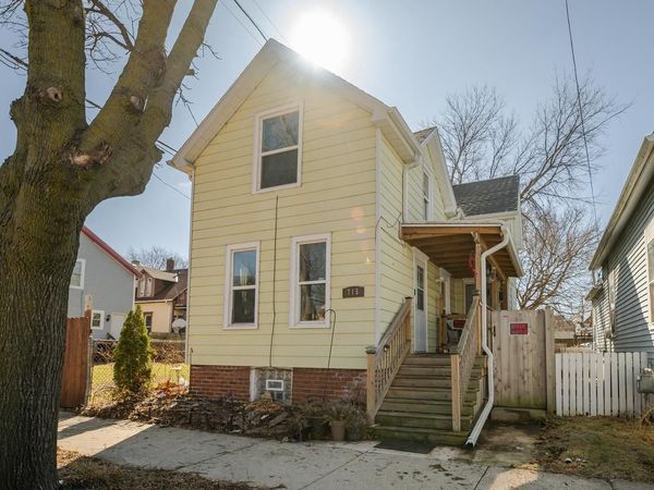715 13th STREET, Racine, WI 53403
