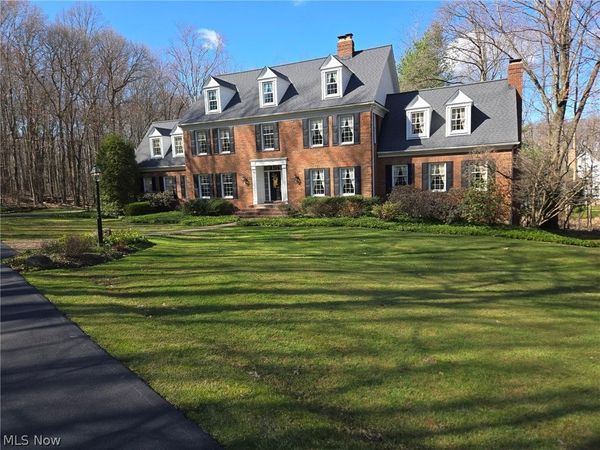 9230 Amber Wood Drive , Kirtland, OH 44094