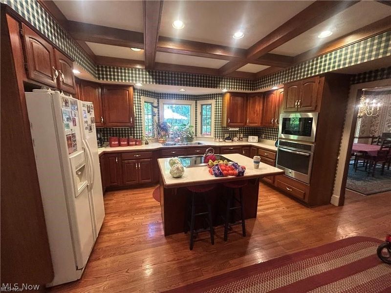 9230 Amber Wood Drive, Kirtland, OH 44094 Photo 14