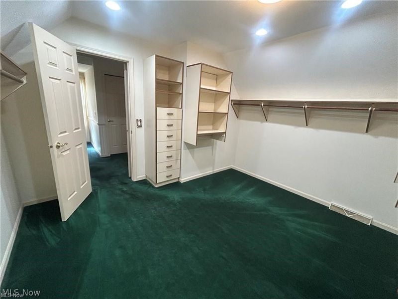 9230 Amber Wood Drive, Kirtland, OH 44094 Photo 22