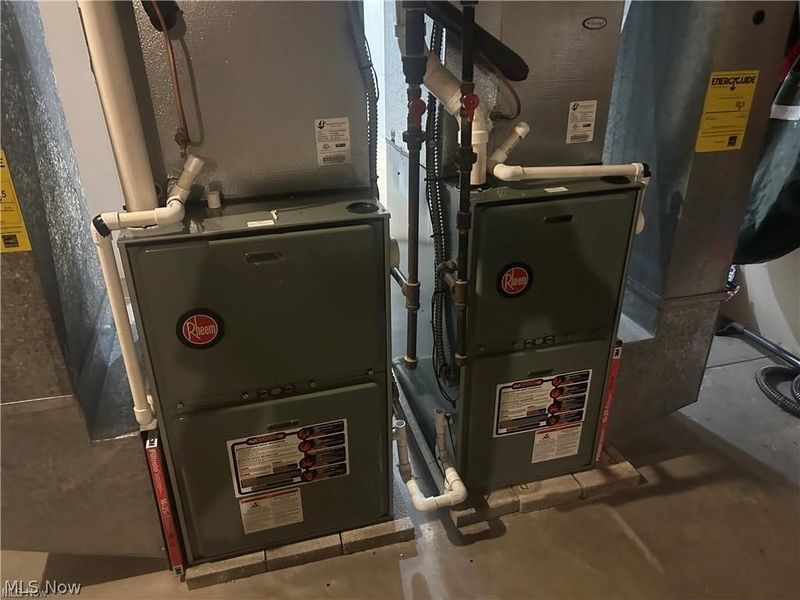 9230 Amber Wood Drive, Kirtland, OH 44094 Photo 36