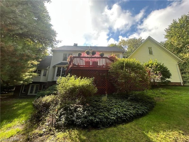 9230 Amber Wood Drive, Kirtland, OH 44094 Photo 8