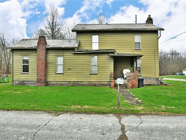 5013 King Graves Road , Vienna, OH 44473