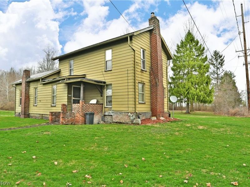 5013 King Graves Road, Vienna, OH 44473 Photo 3