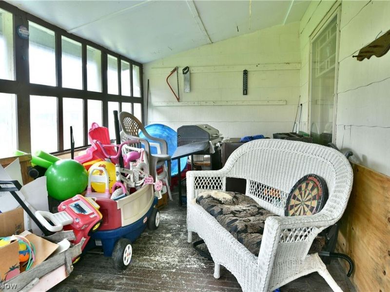 5013 King Graves Road, Vienna, OH 44473 Photo 6