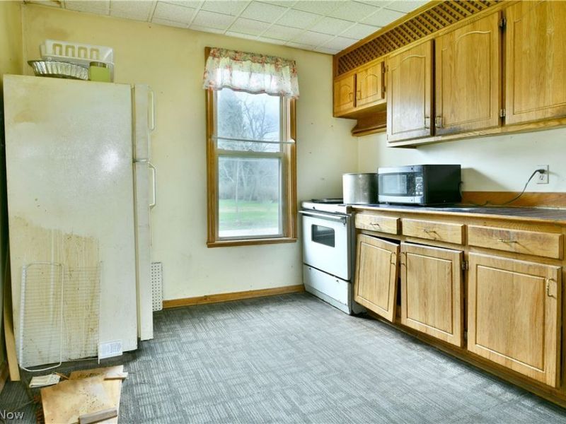 5013 King Graves Road, Vienna, OH 44473 Photo 9