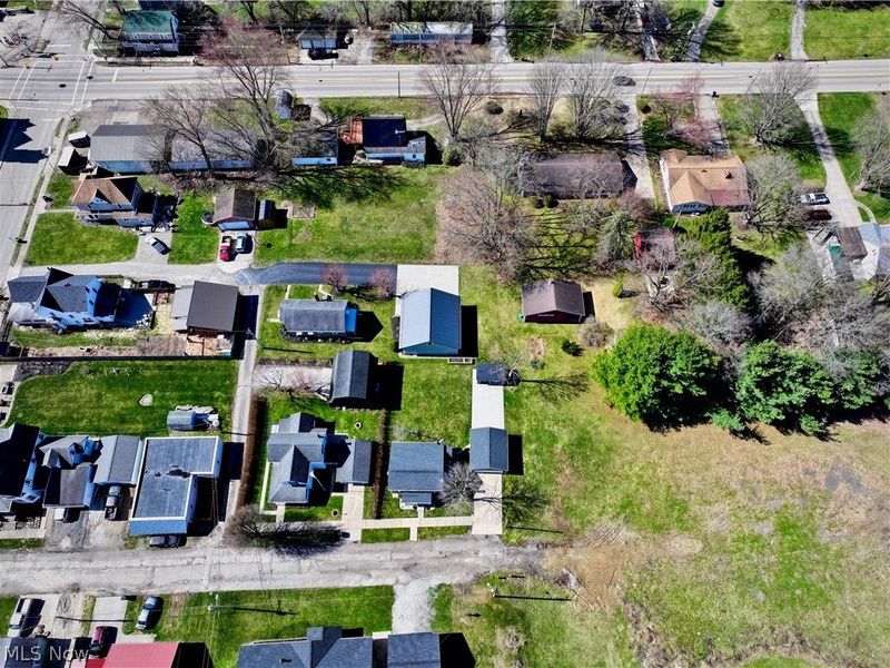 124 2nd Avenue NW, Beach City, OH 44608 Photo 4