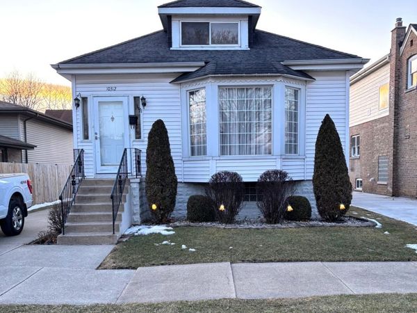 10312 S SPAULDING Avenue, Chicago, IL 60655