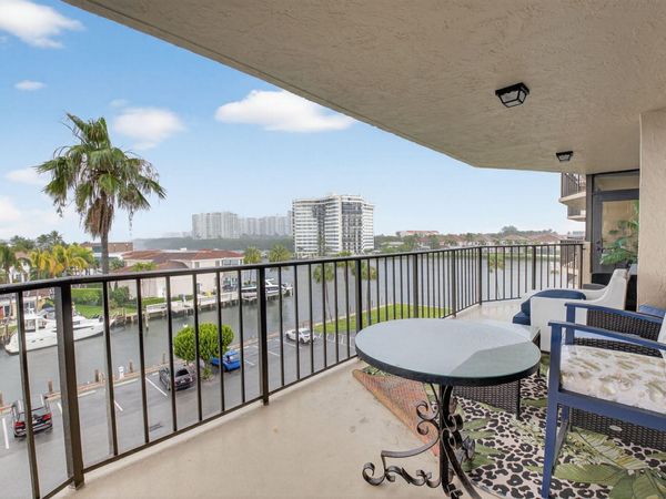 899 Jeffery Street, Unit 5100, Boca Raton, FL 33487