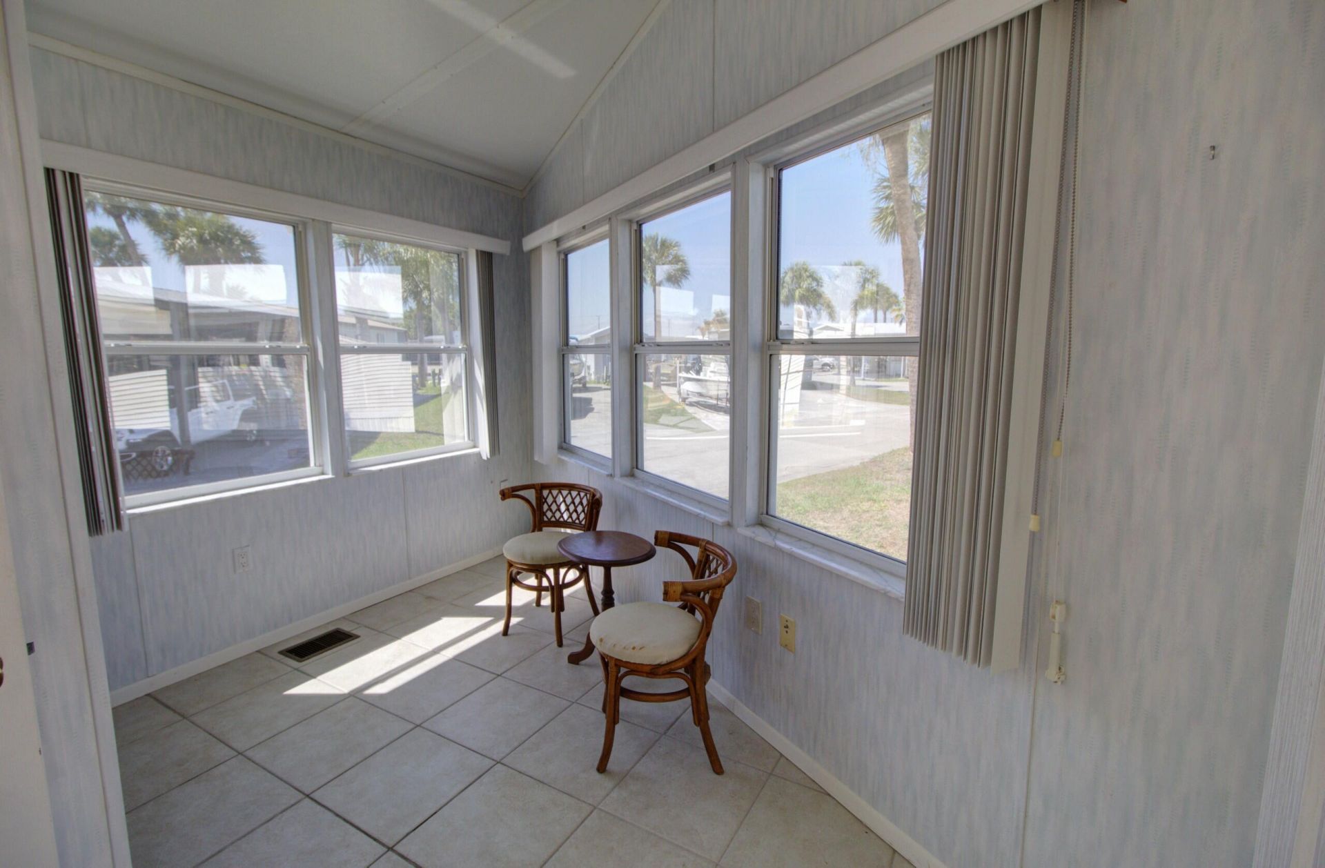 5395 SE 64th Terrace, Okeechobee, FL 34974 Photo