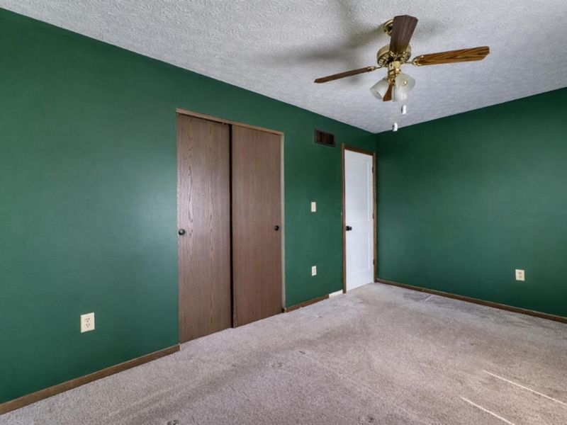 1833 Lakeview Drive, Newark, OH 43055 Photo 14