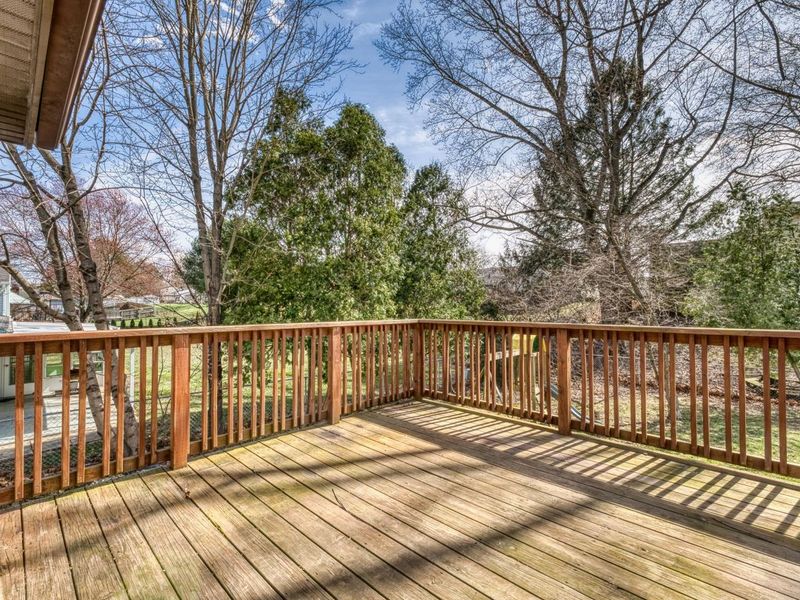 1833 Lakeview Drive, Newark, OH 43055 Photo 24