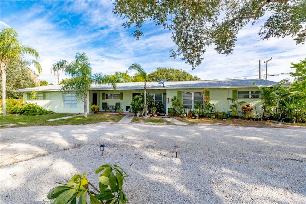 11335 S Indian River Drive, Sebastian, FL 32958 Photo