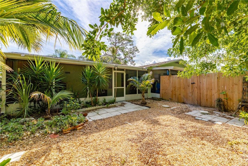 11335 S Indian River Drive, Sebastian, FL 32958 Photo