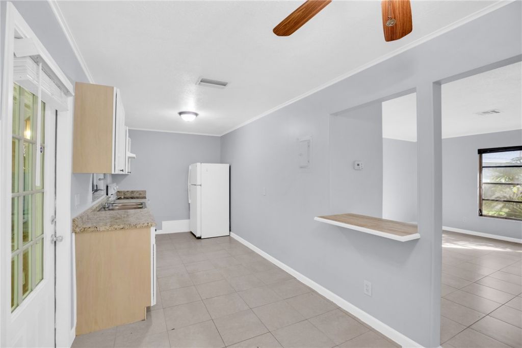 11335 S Indian River Drive, Sebastian, FL 32958 Photo