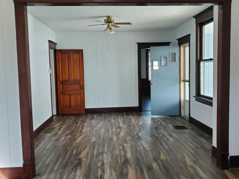 236 Circular Street, Tiffin, OH 44883 Photo 6