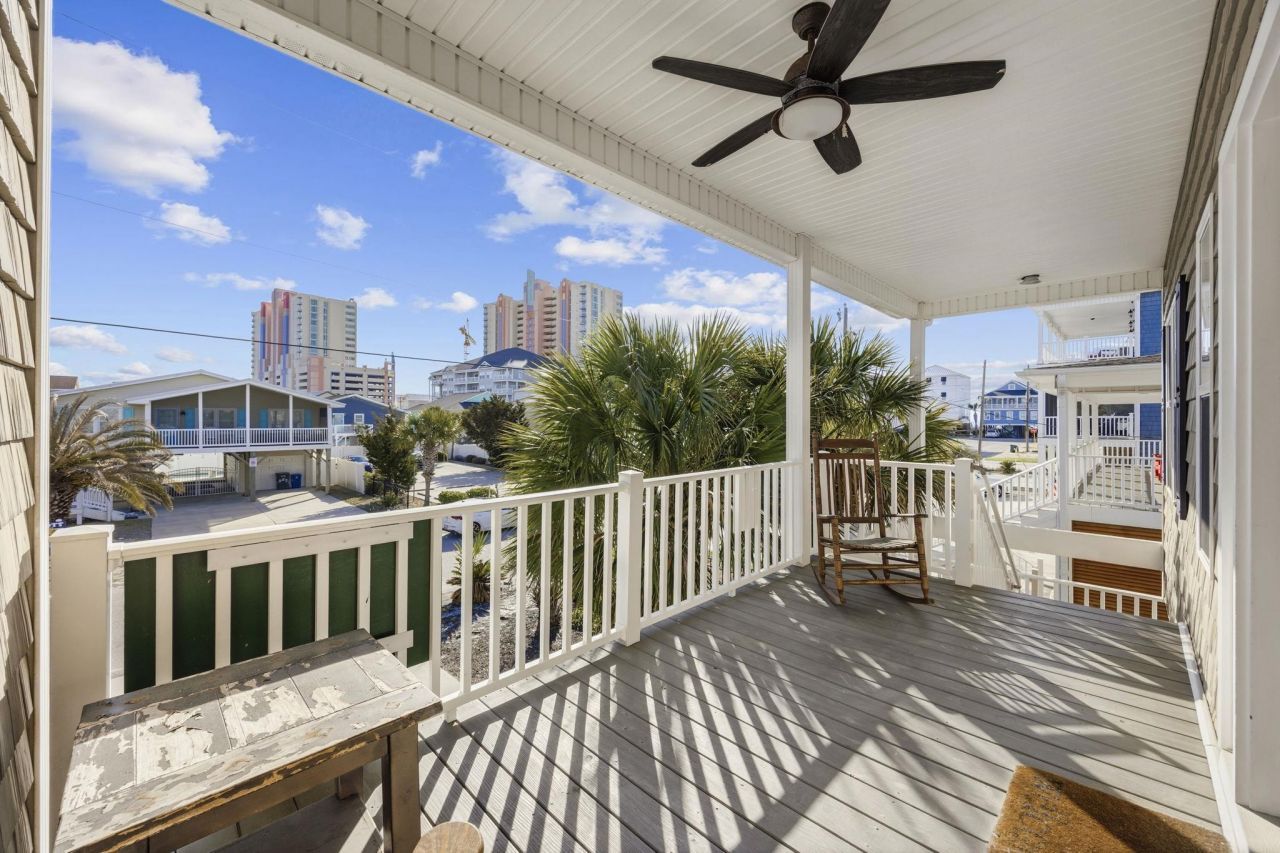 213 33rd Ave. N Photo 29