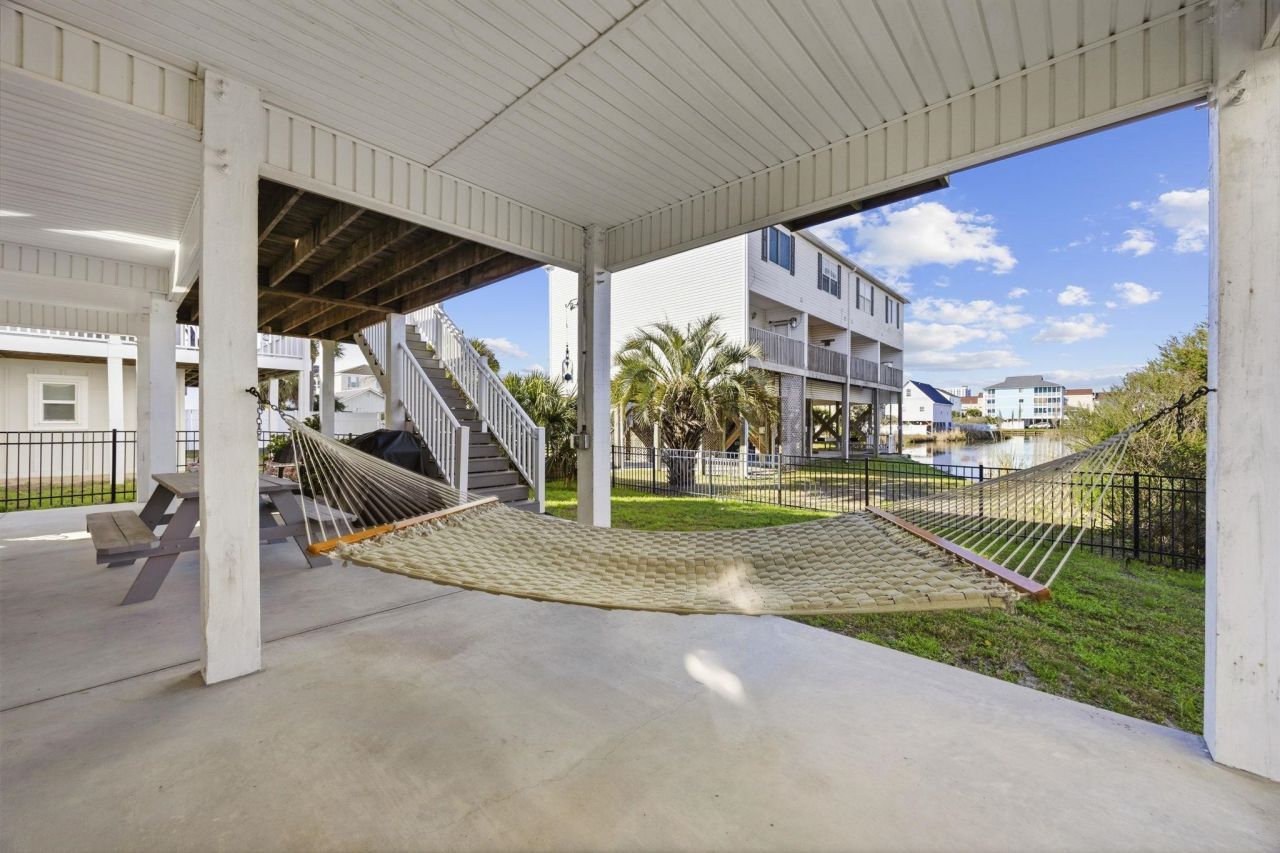 213 33rd Ave. N Photo 43