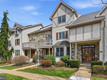 212 CAMBRIDGE CHASE, Unit 13, EXTON, PA 19341