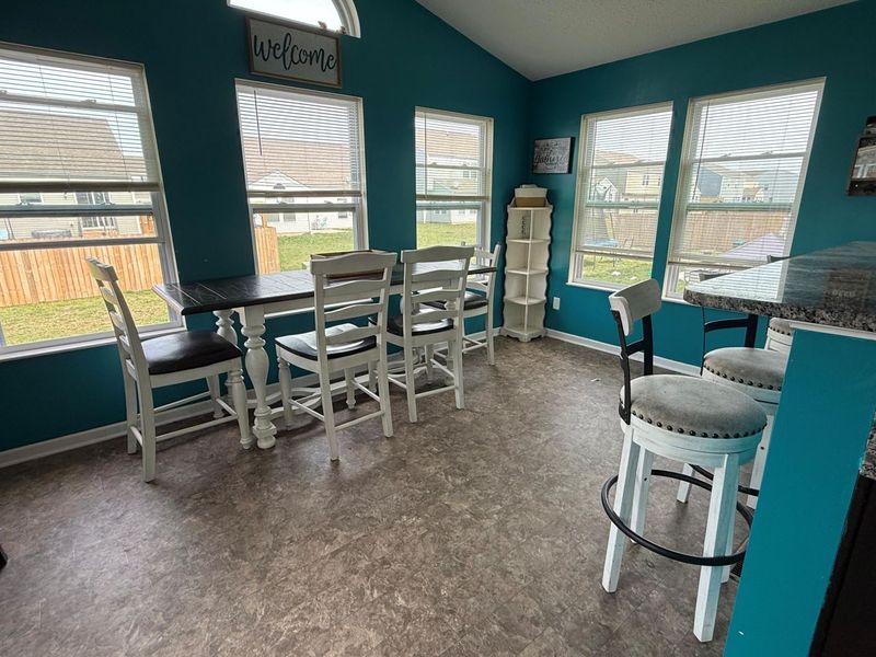 5218 Linton Street, Ashville, OH 43103 Photo 4